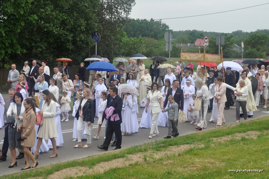 104 Procesja eucharystyczna.jpg